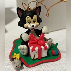 Vintage Disney Ornament Grolier’s Christmas Magic Figaro